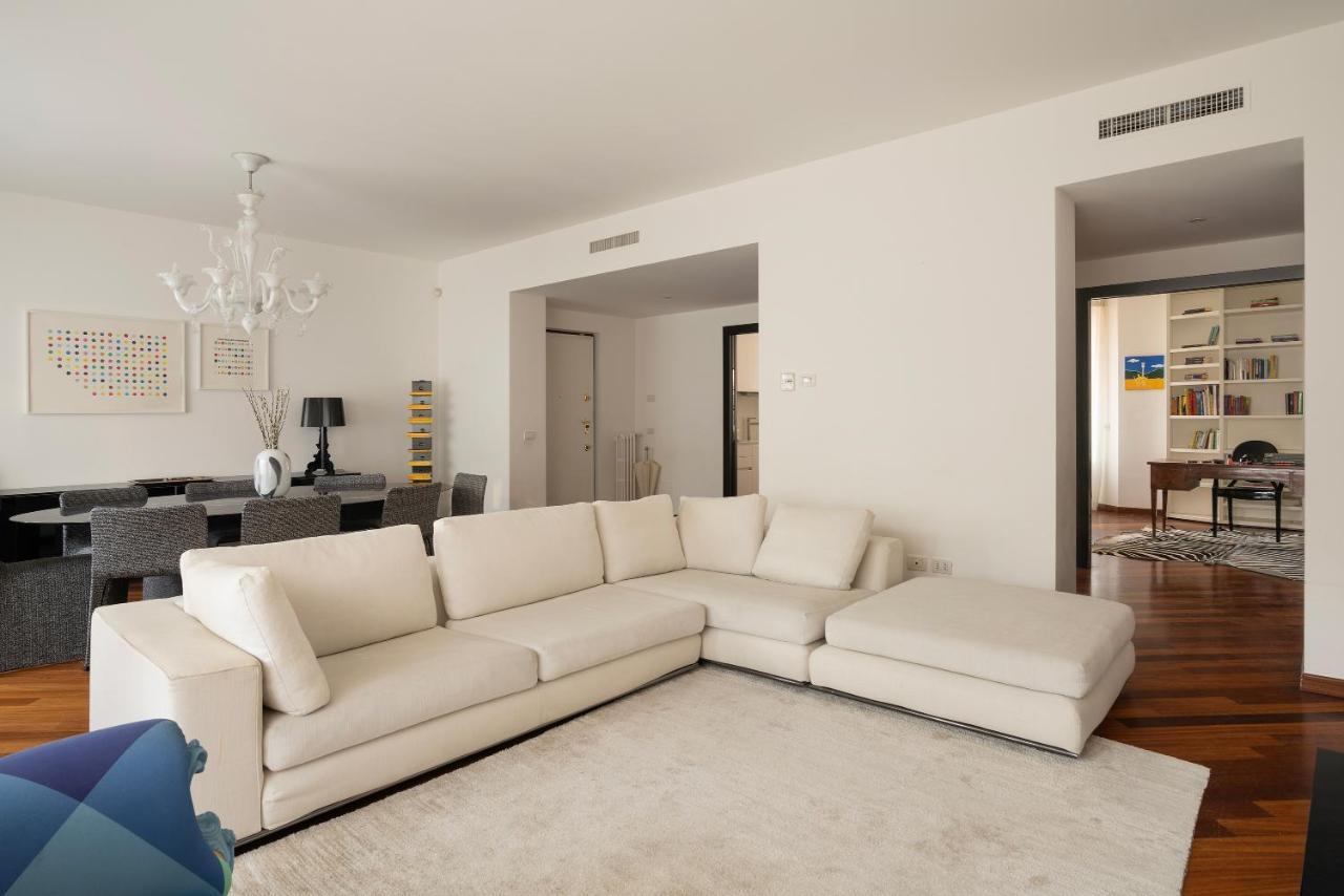 Appartamento Santa Tecla Living Bronzetti 8 Milano