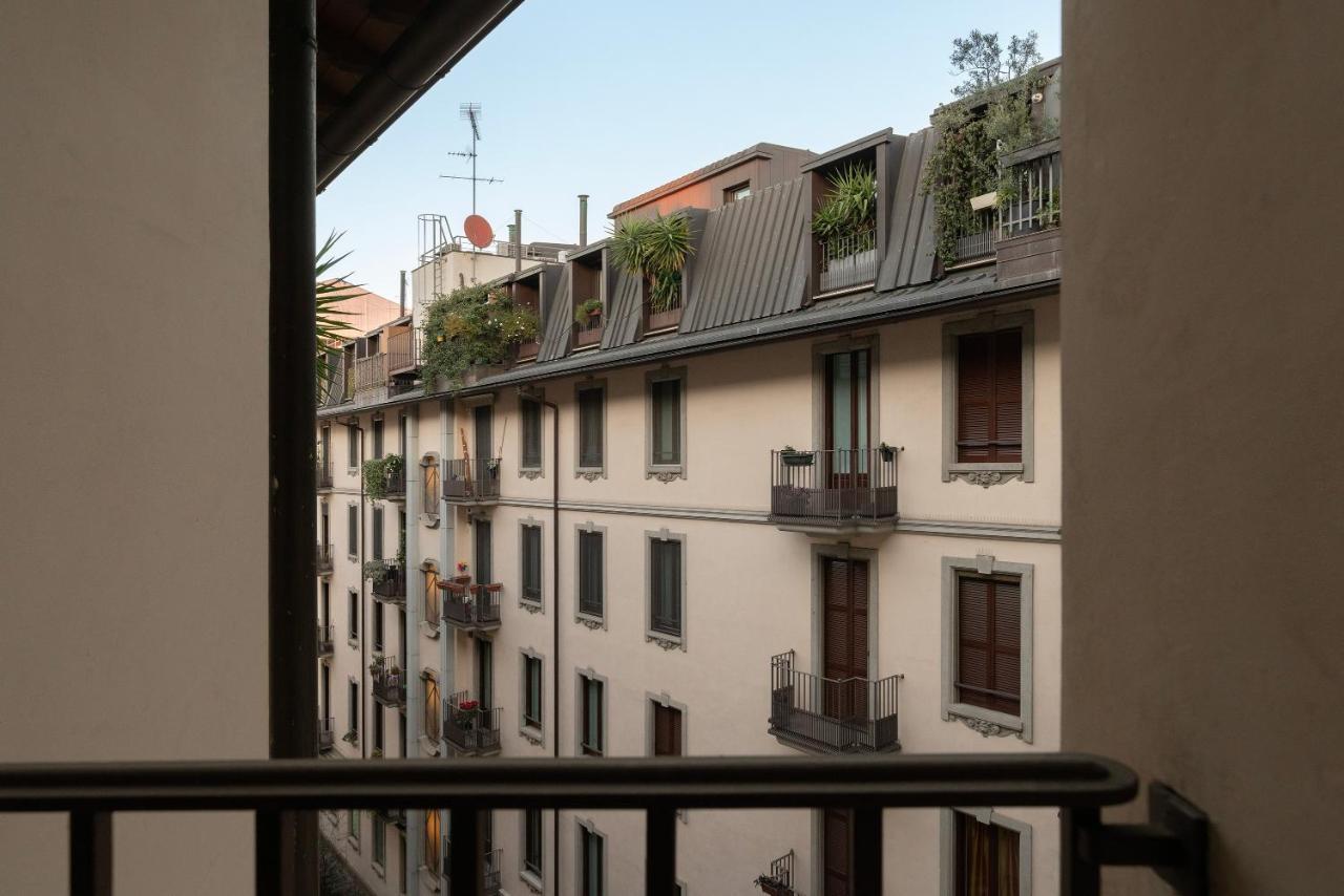 Santa Tecla Living Bronzetti 8
