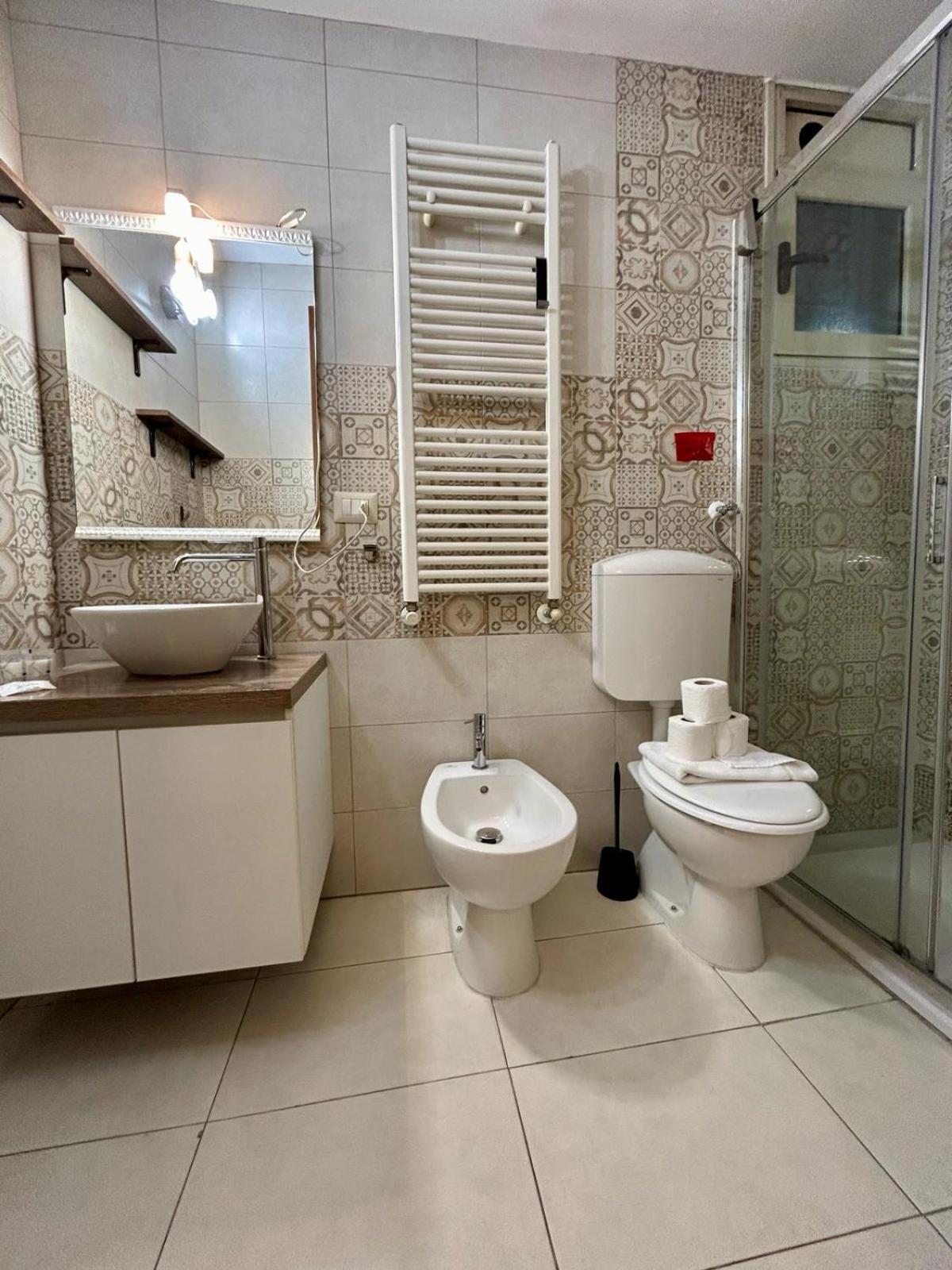 Kibilu - Via Tolmezzo - Ospedale San Raffaele - Stazione Di Lambrate Leilighet *
