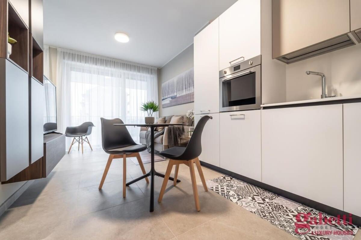 Stilicone 15 - Luxury Apt 5c *