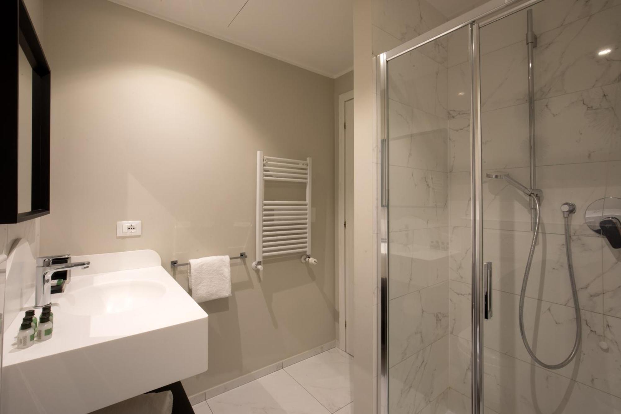 Gæstehus Daplace - Corso Monforte Milano