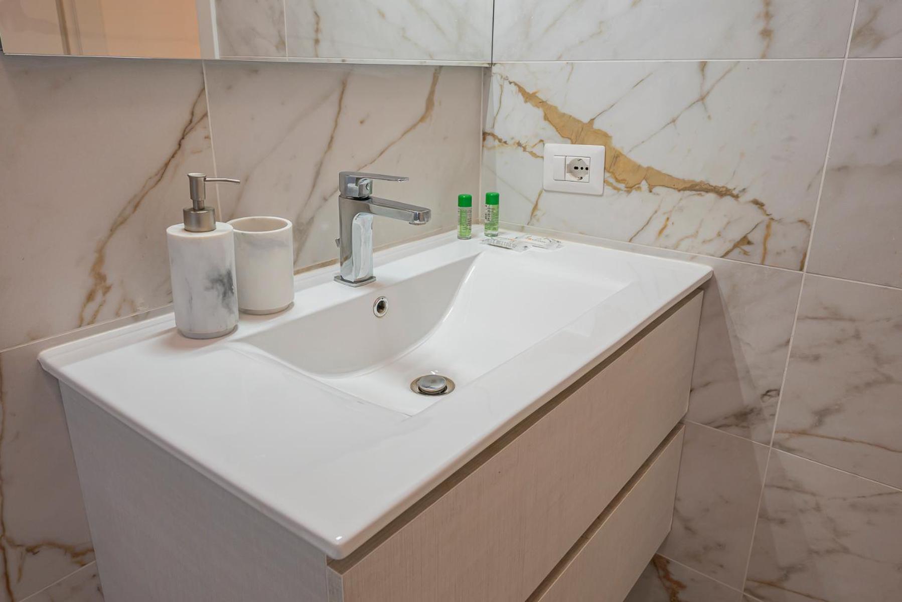 Duomo Elegant Flat Apartment Milan