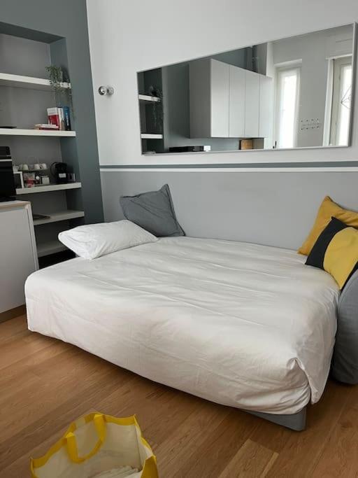 Bilocale Di Charme Apartment Mailand