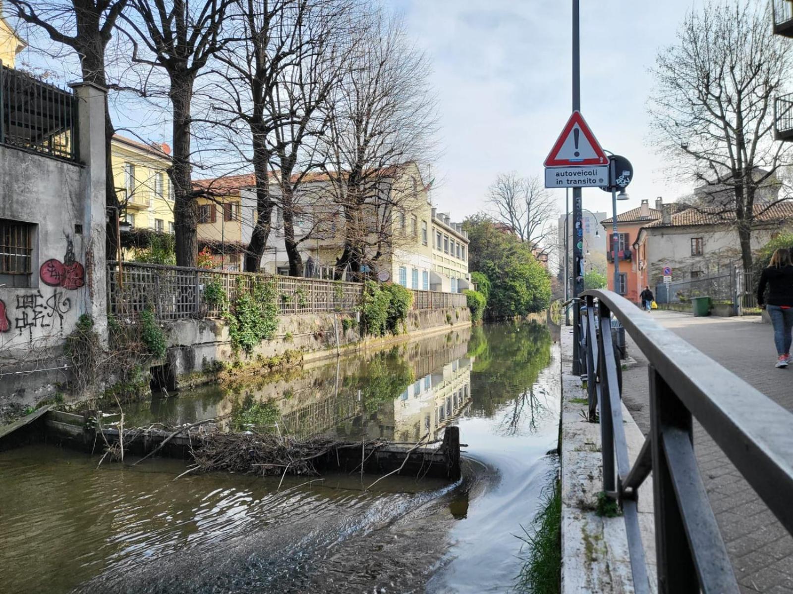 Monza, 177 - Sul Naviglio Martesana *