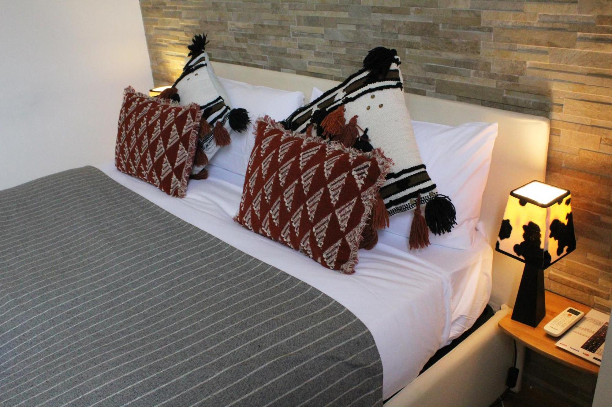 Bb Tortona Bed & Breakfast *