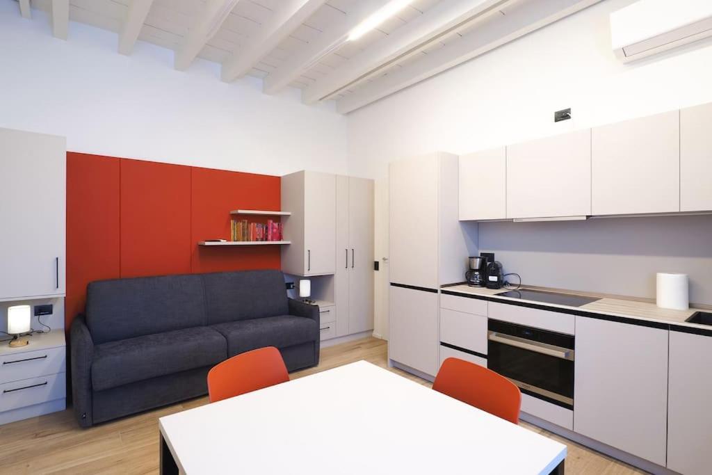 Appartement La Casa Di Ringhiera Porta Venezia Milaan