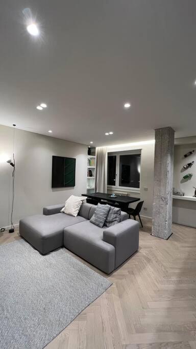 Duca Dei Navigli - Luxury In Leilighet