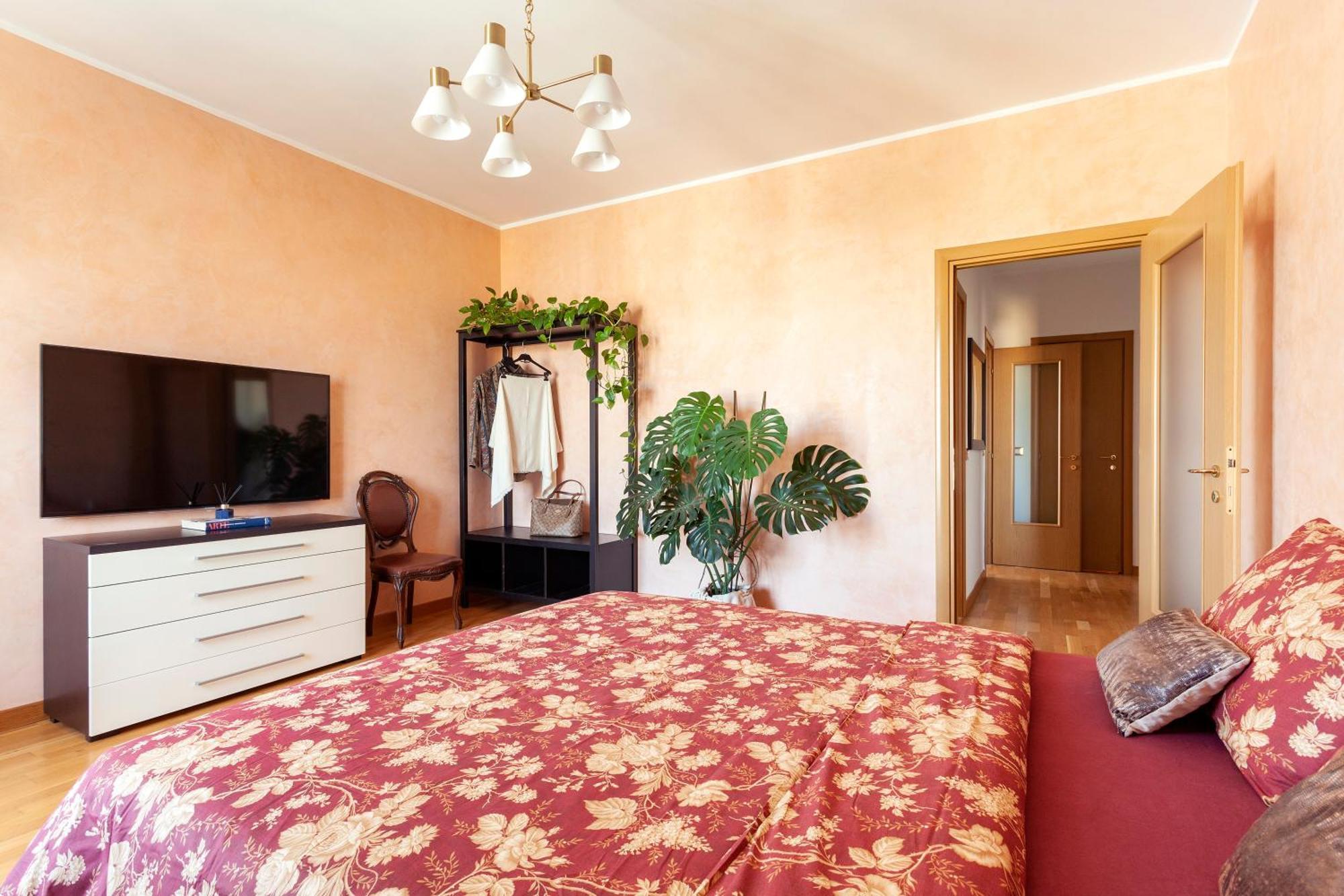 Two Spacious Bedrooms 1 Minute To Metro Stop Milan