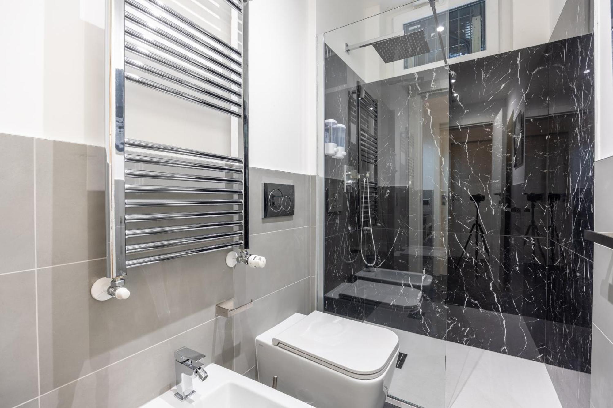 Appartamento Exclusive Suite1- Vicino Metro, Citylife, Stadio San Siro E Fiera