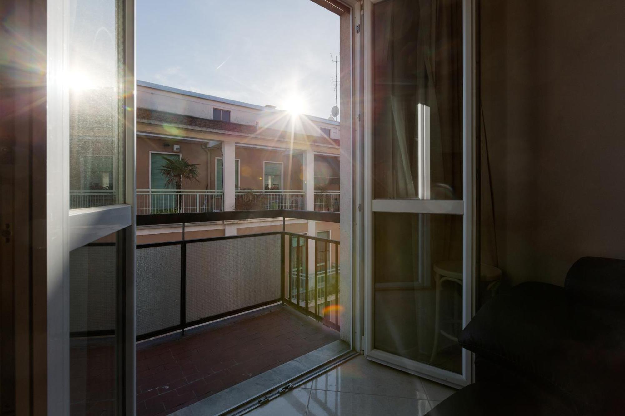 Apartment Niguarda Bright W/ Balcony *