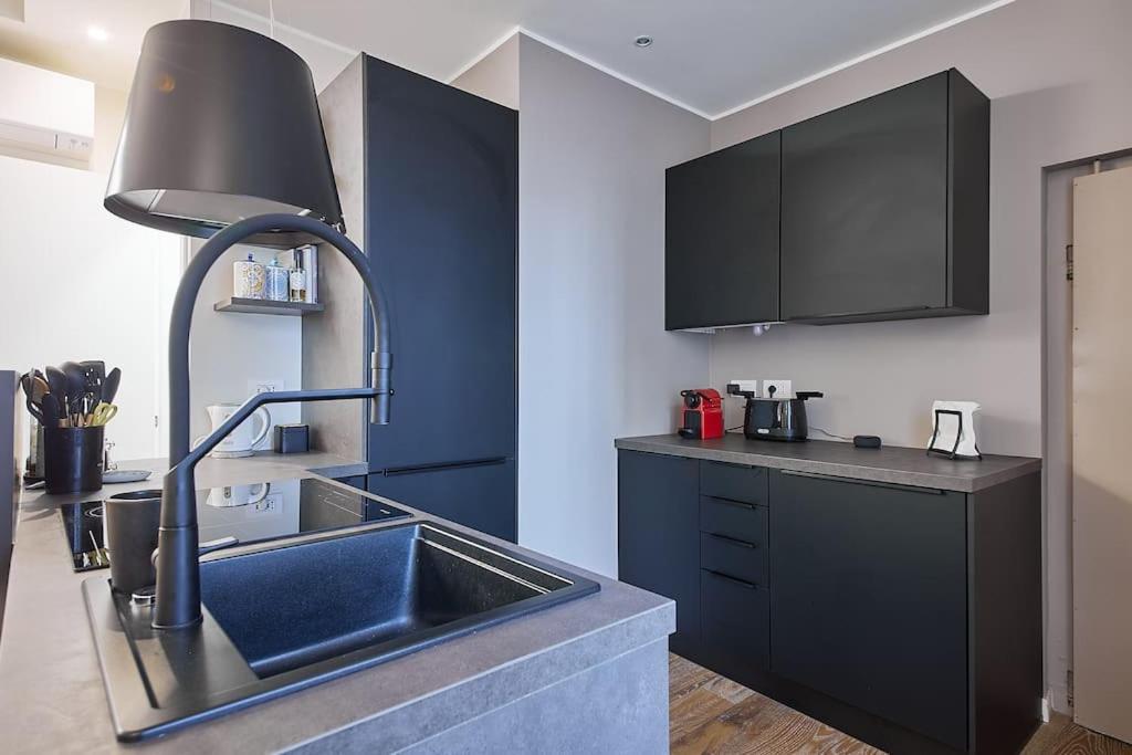 Apartment Moderno Bilocale Chic 8 Min Dal Duomo Milan