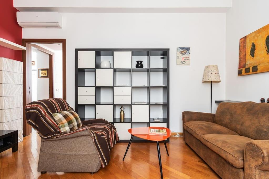 Bilocale In Porta Romana Apartment Milan