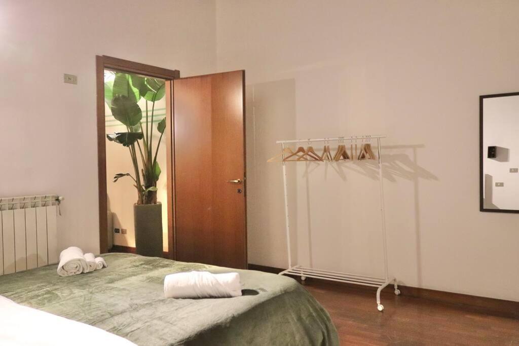 Ampia Casa In Corso Buenos Aires, 6min Dal Duomo Apartment