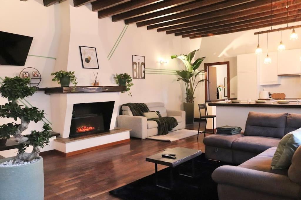 Apartment Ampia Casa In Corso Buenos Aires, 6min Dal Duomo *