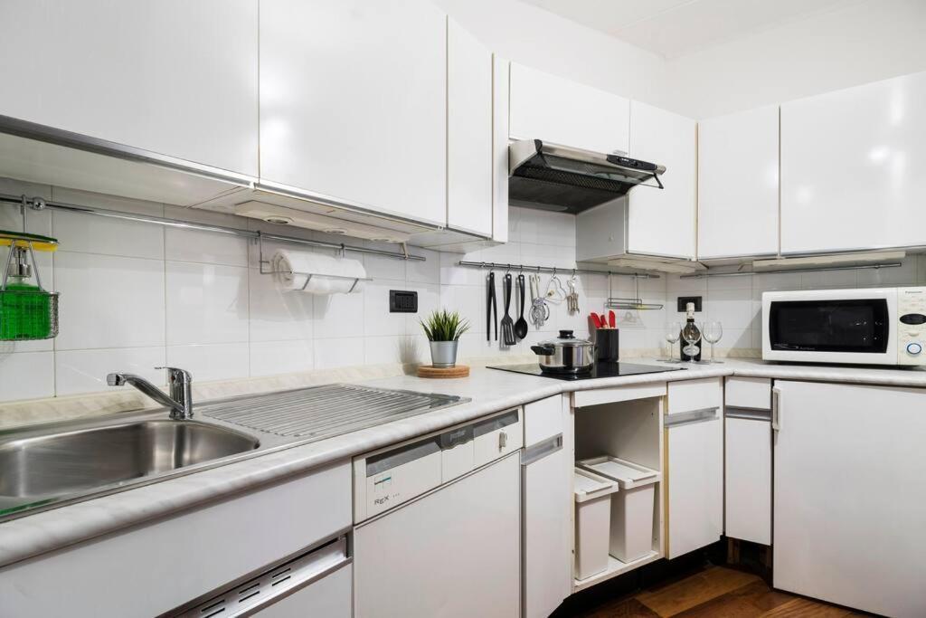 Keys Of Italy - Pantano 8 / New Apt. / Mm Missori Appartamento