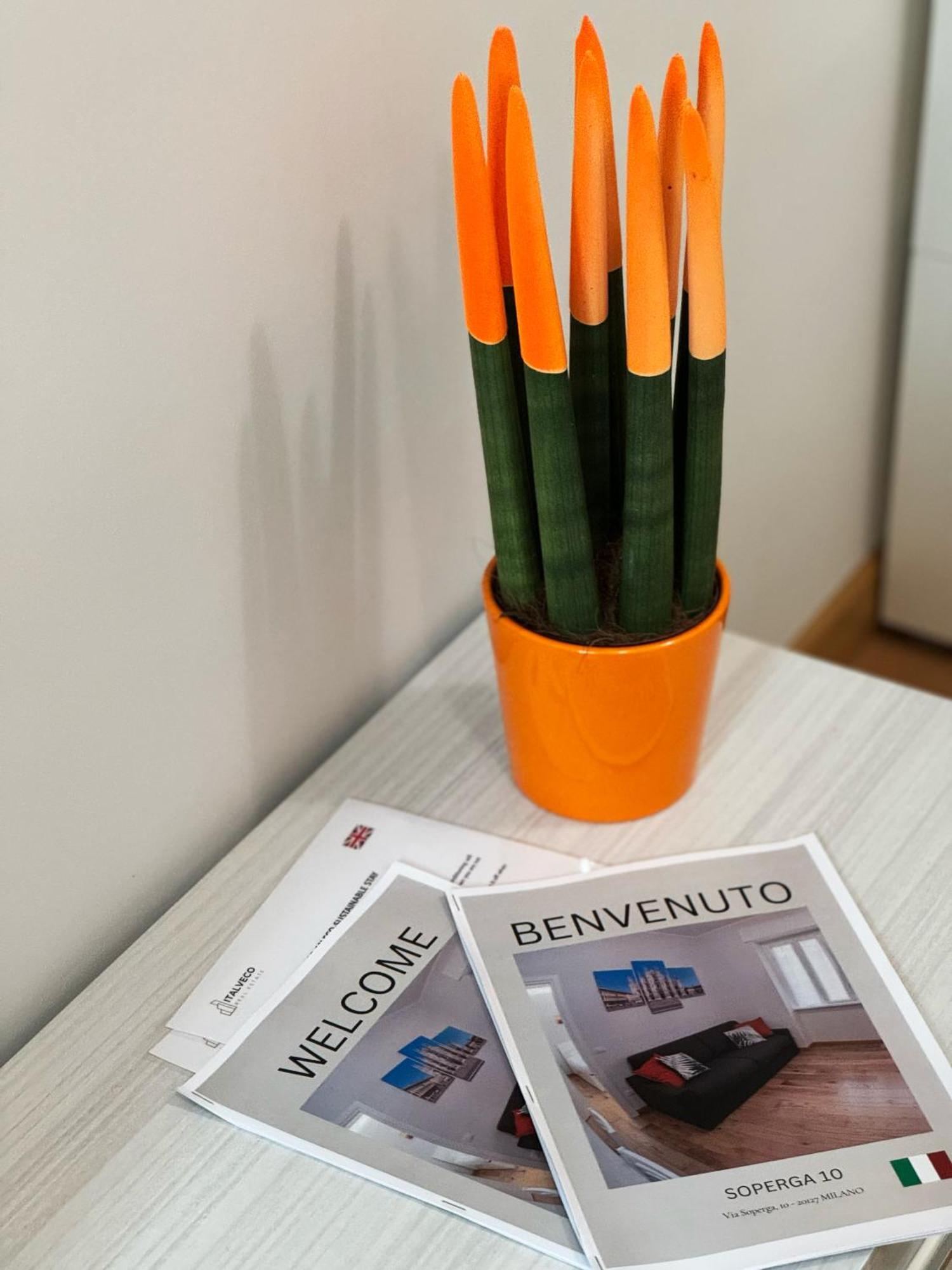 Gohost - Moderno In Stazione Milan