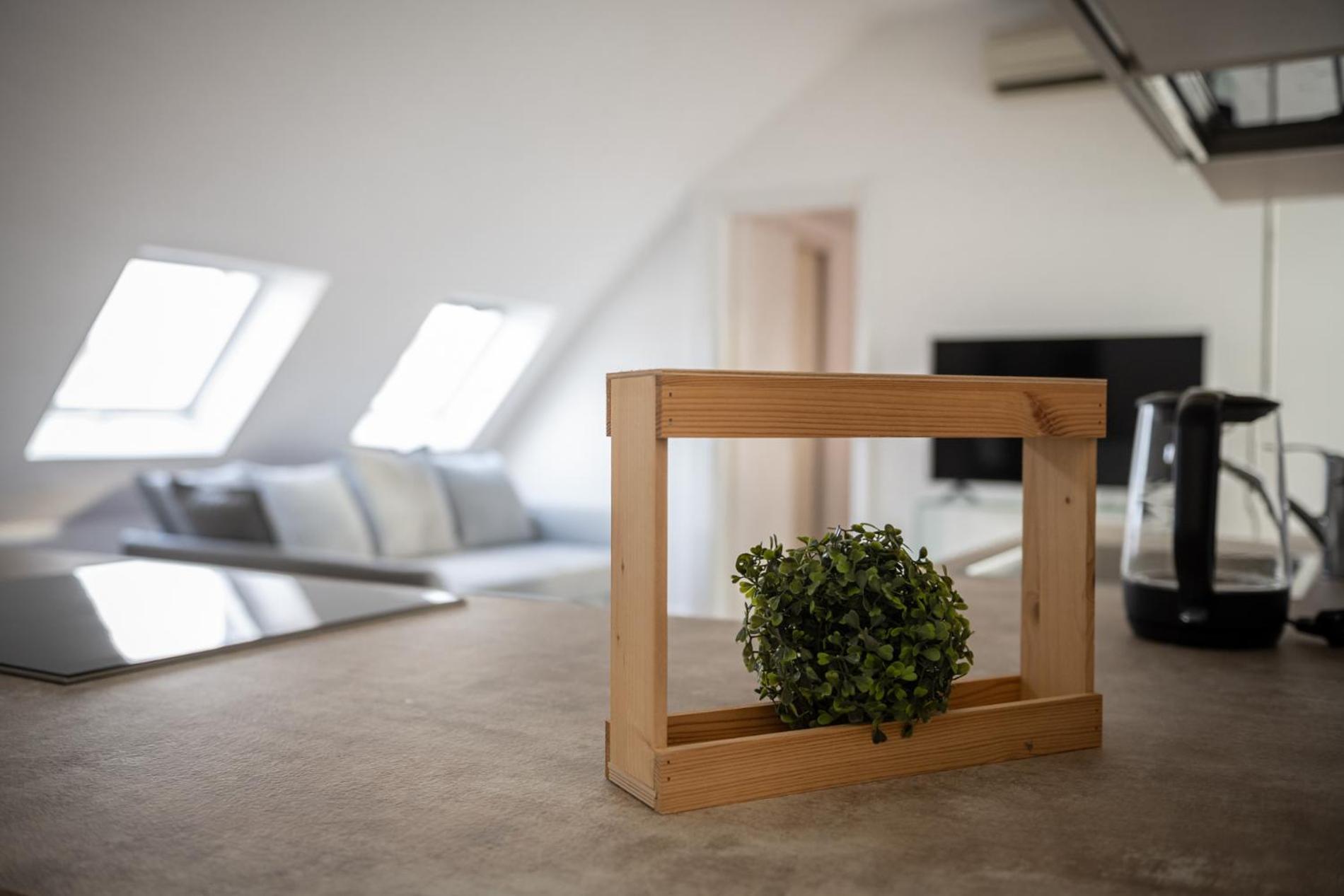 Meda-bocconi Apartment