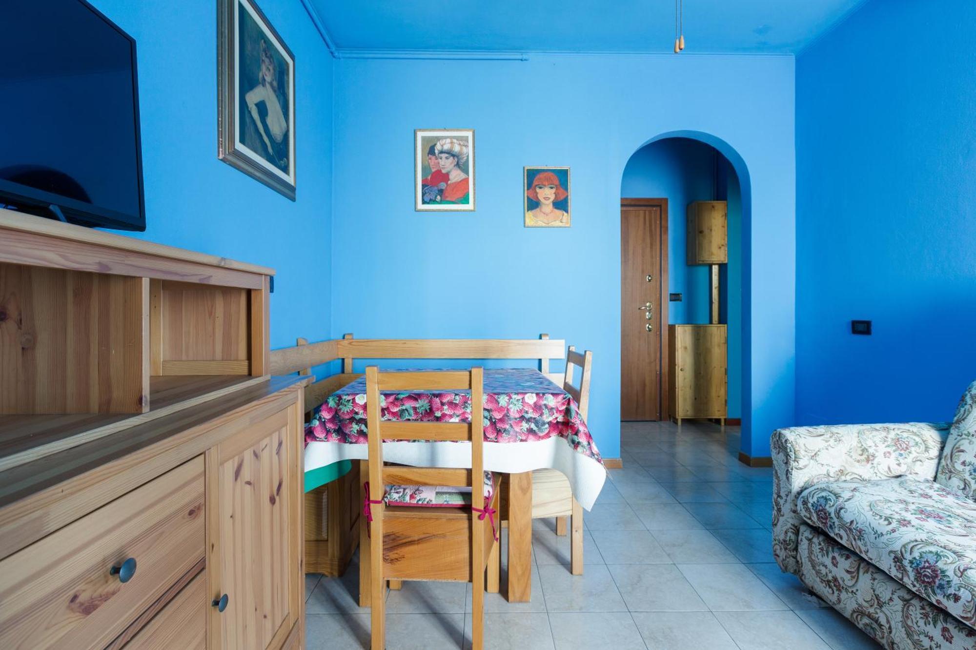 Roomy With Balcony!