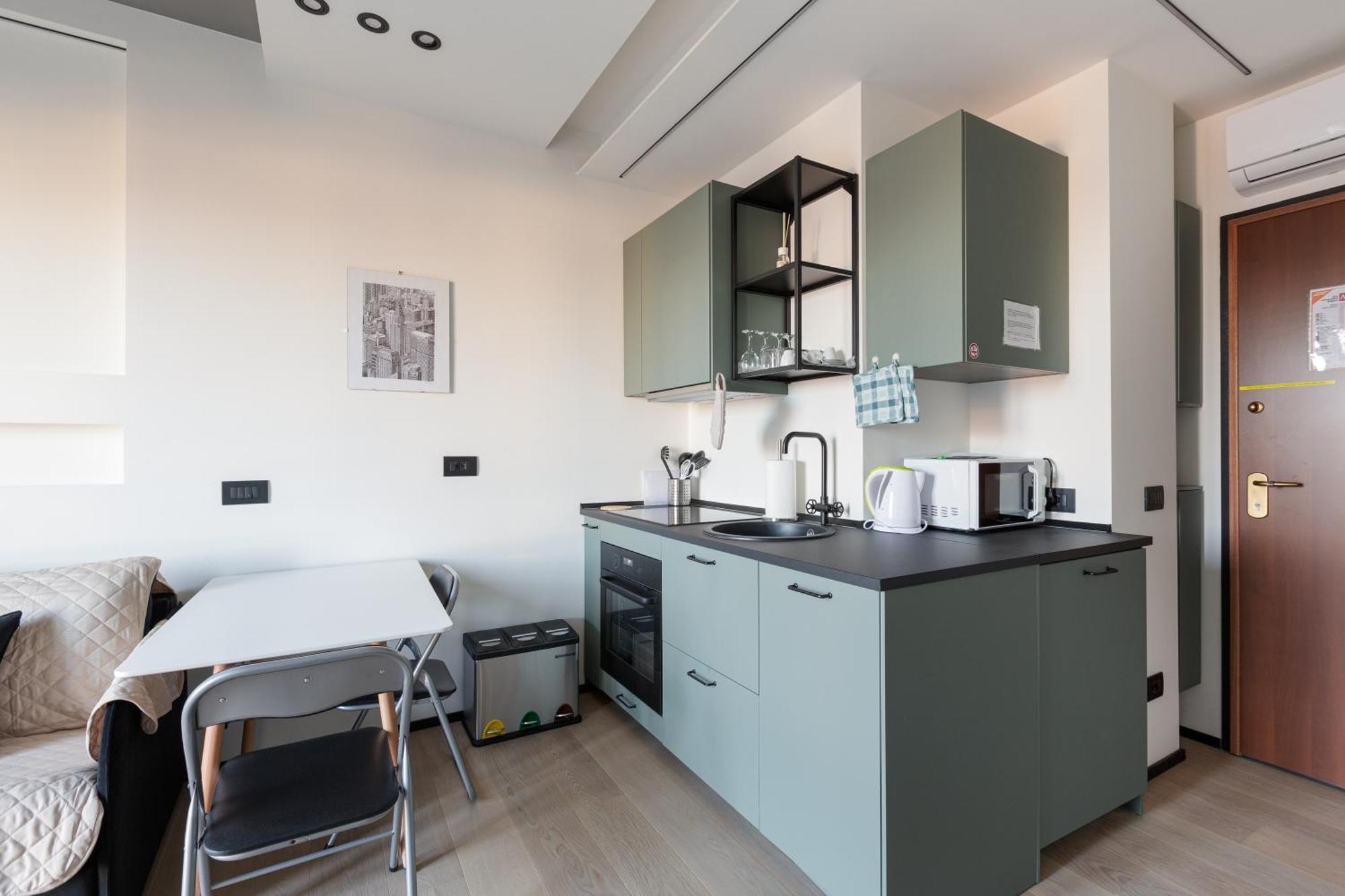 Renovated Apts Milano
