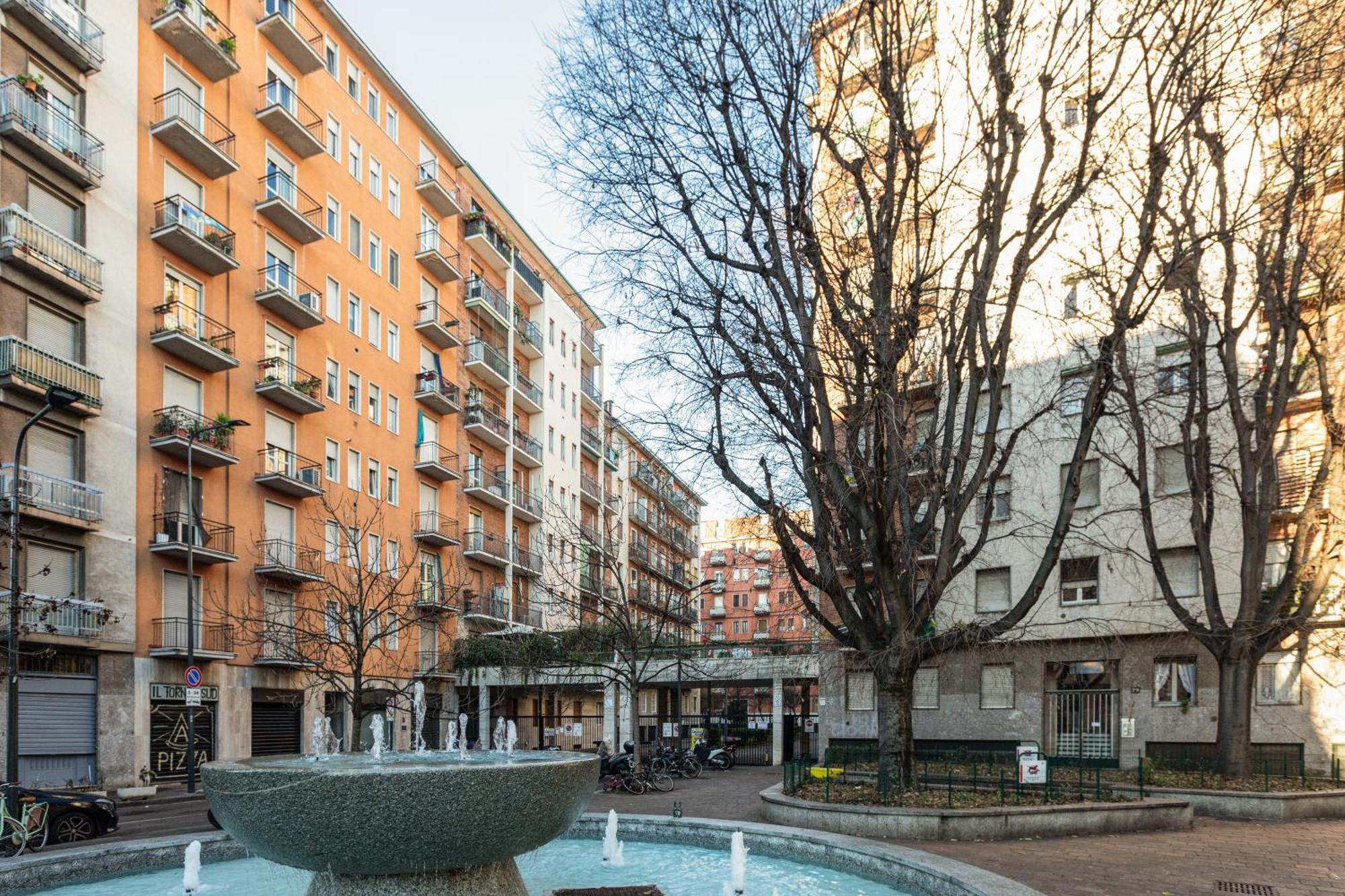 Renovated Apts * Milano