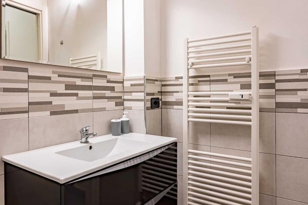 Guest Planet - Modern Flat M2 * Milano