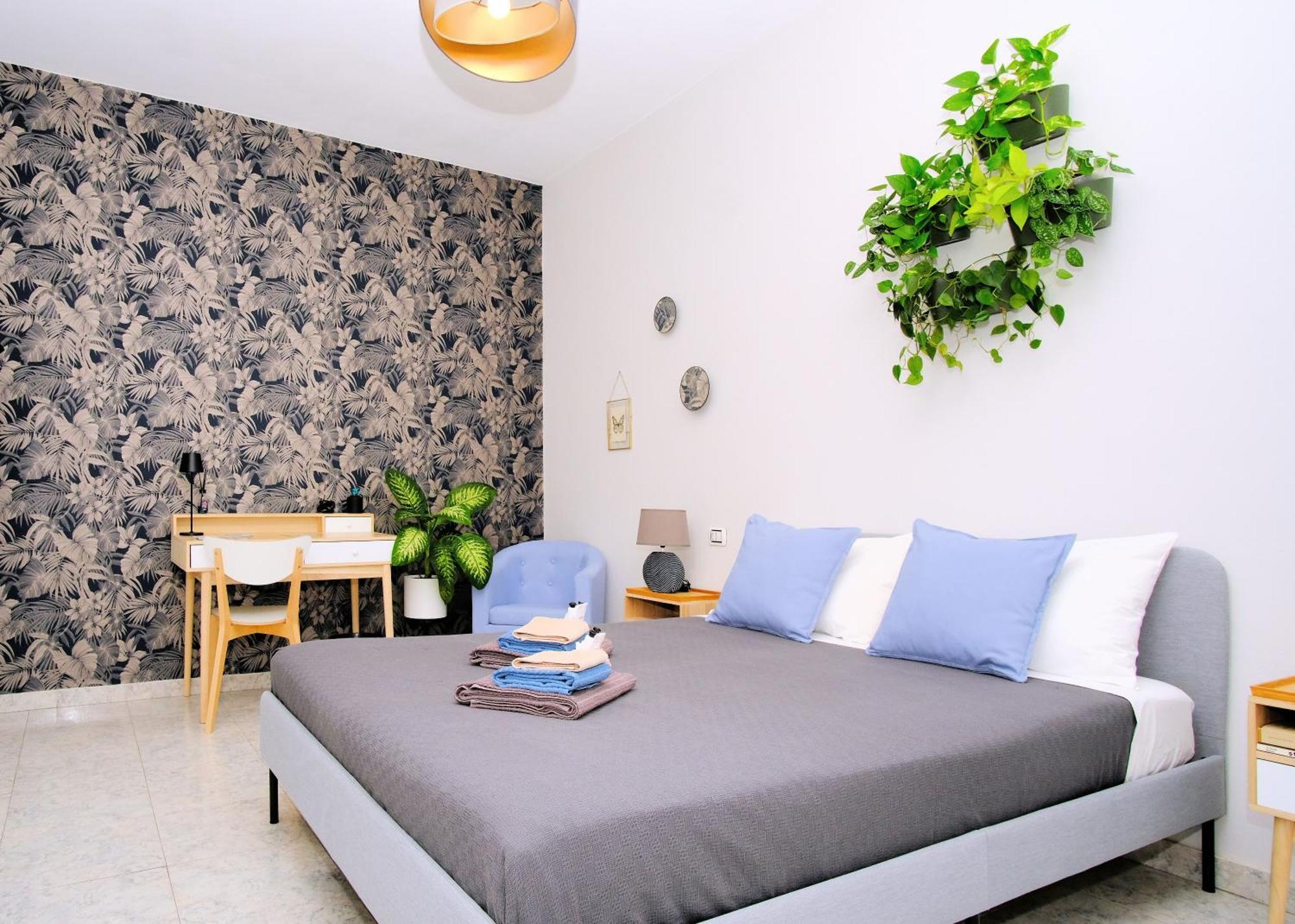 10 Min Duomo Free Parking Wifi Ac Apartment *