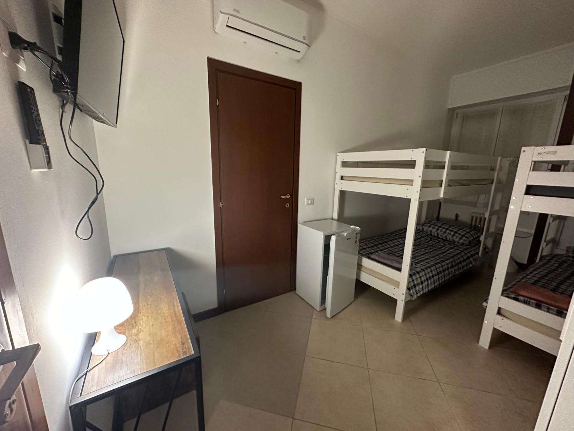 Gigli, Con Cucina In Comune E Terrazza Gasthof *