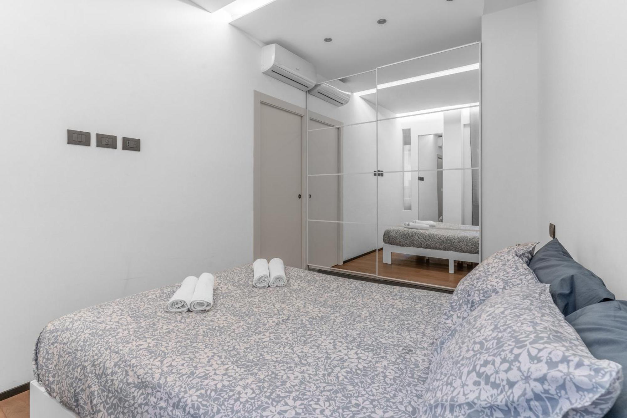 Arq14 - Duomo-loreto - Romantic Apartment *