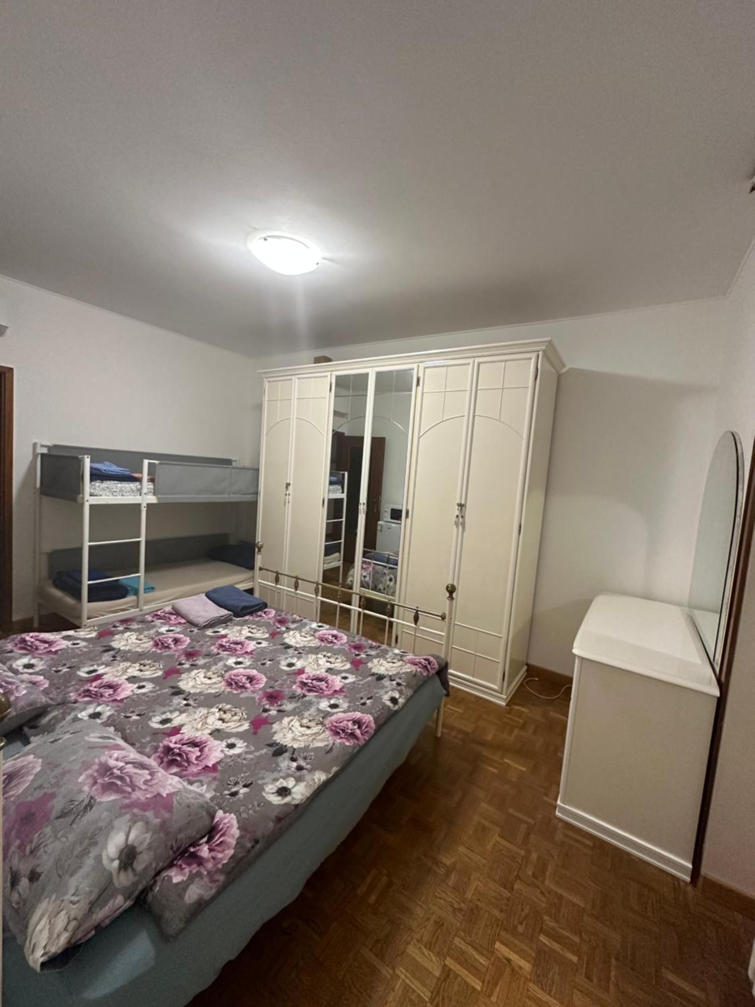 Gigli, Con Cucina In Comune E Terrazza Mailand