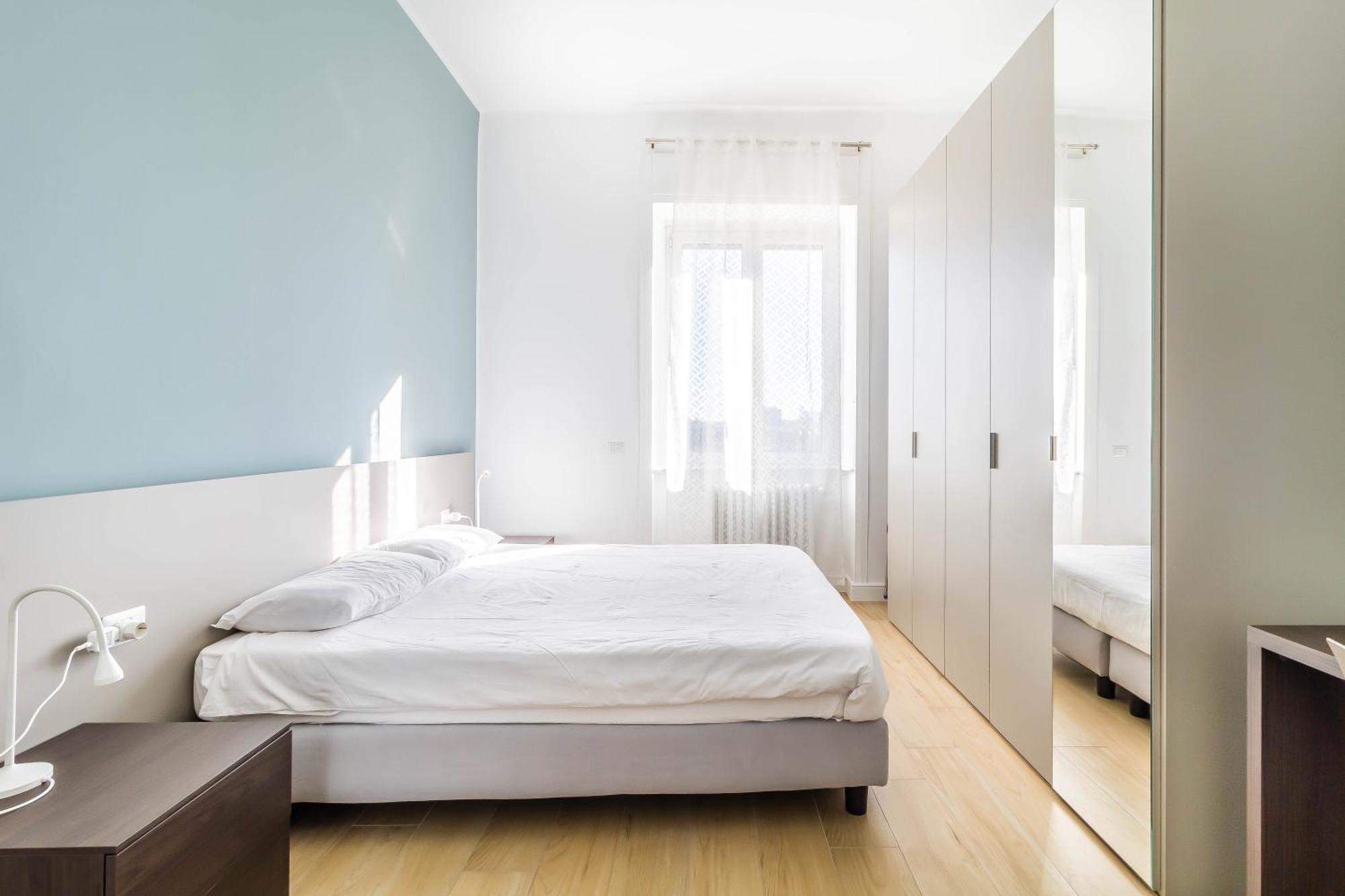 Domusmi Spinoza-5 * Mailand