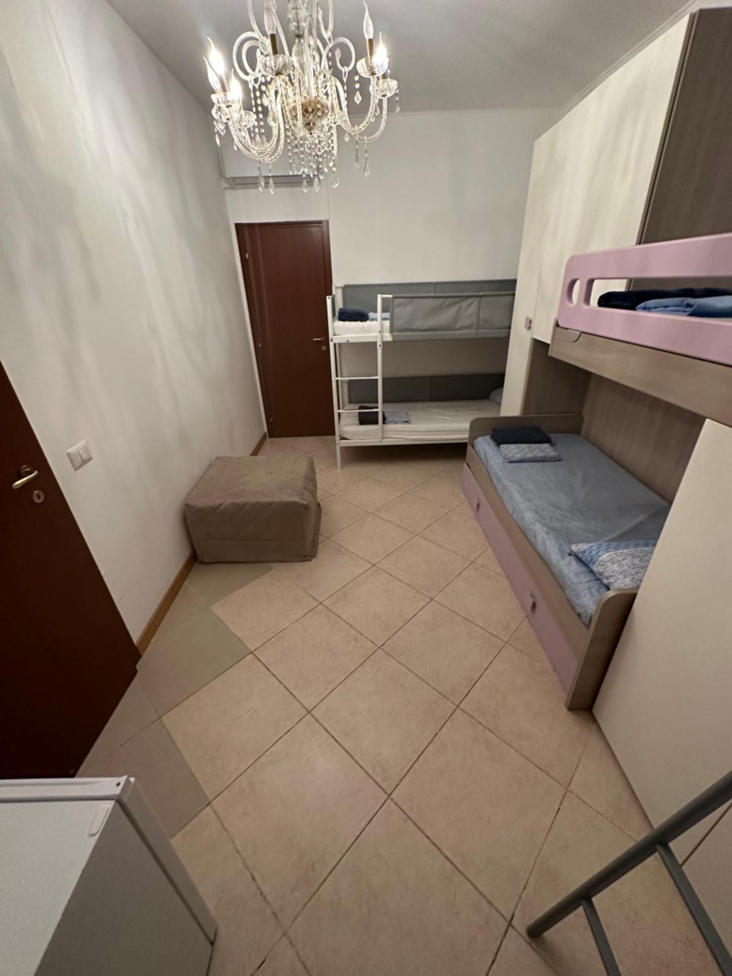 Gigli, Con Cucina In Comune E Terrazza * Mailand