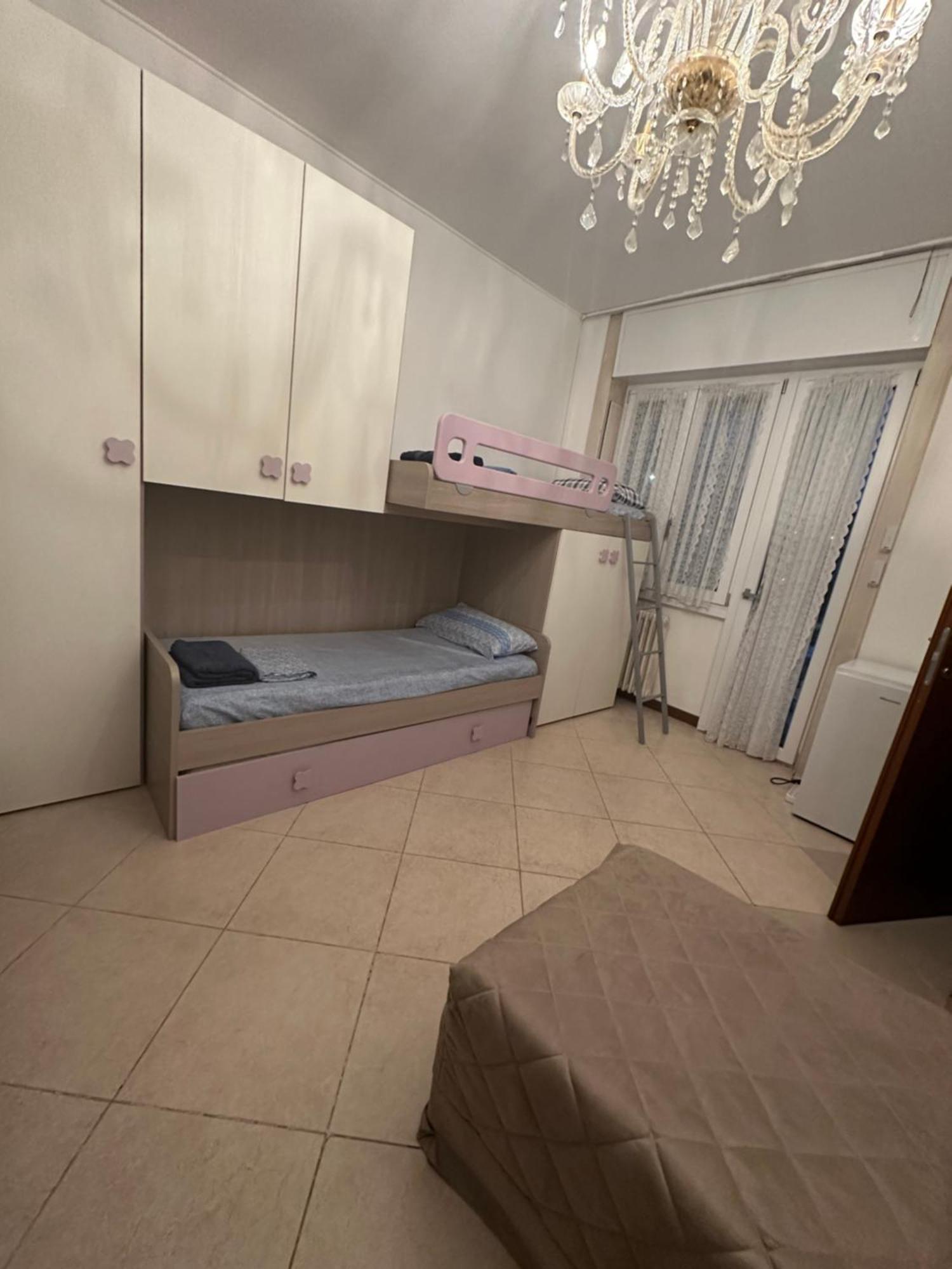 Gigli, Con Cucina In Comune E Terrazza Mailand