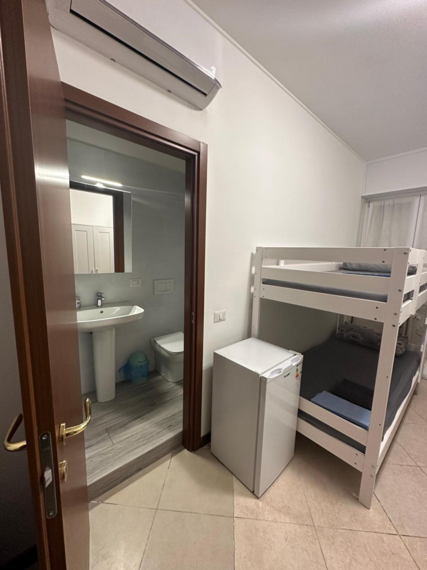 Gigli, Con Cucina In Comune E Terrazza Gasthof