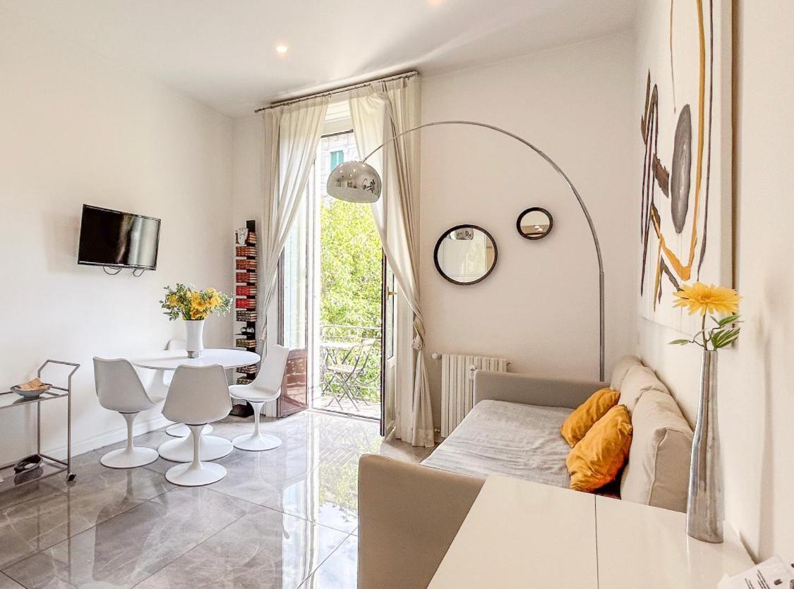 Casa Alberto Da Giussano, Elegante Bilocale In Centro Con Balcone Sul Parco * Milano