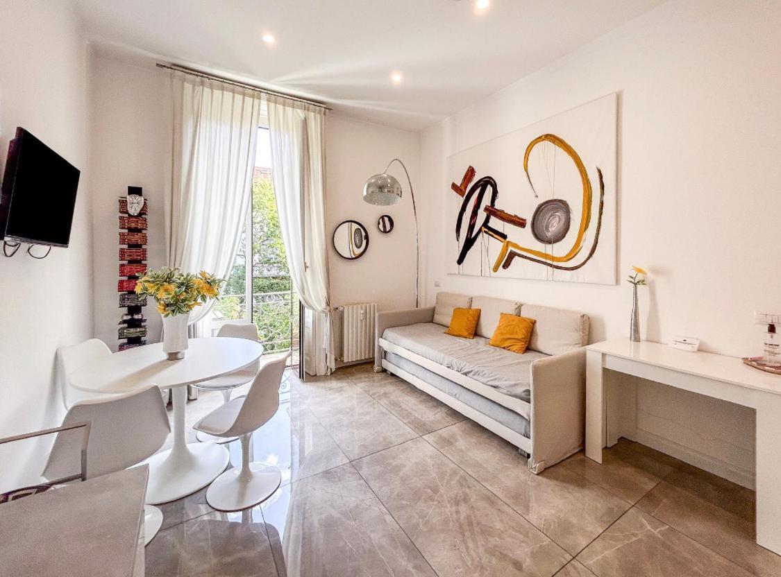 Casa Alberto Da Giussano, Elegante Bilocale In Centro Con Balcone Sul Parco * Milano