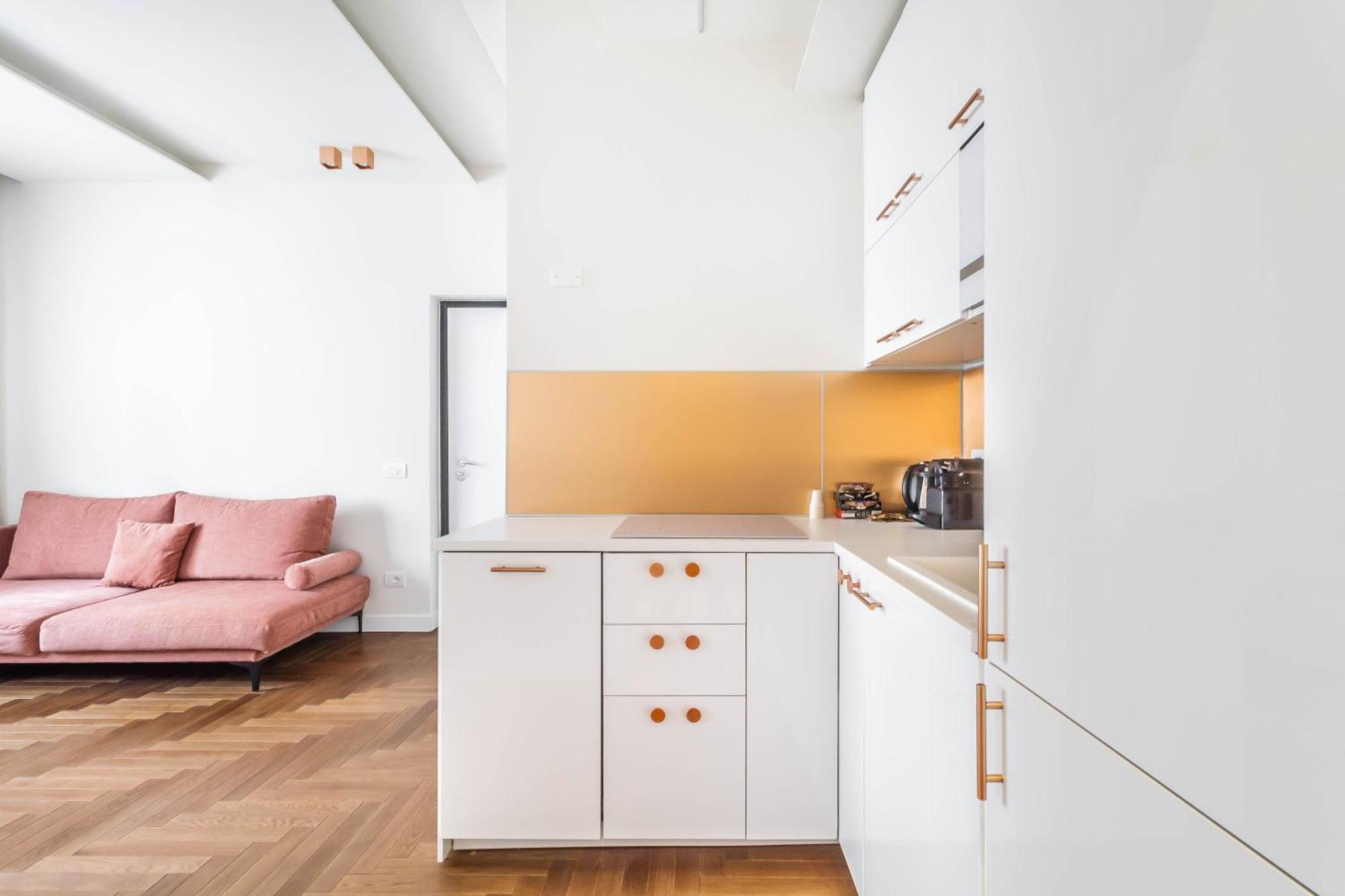 Domusmi Cybo-2 * Mailand