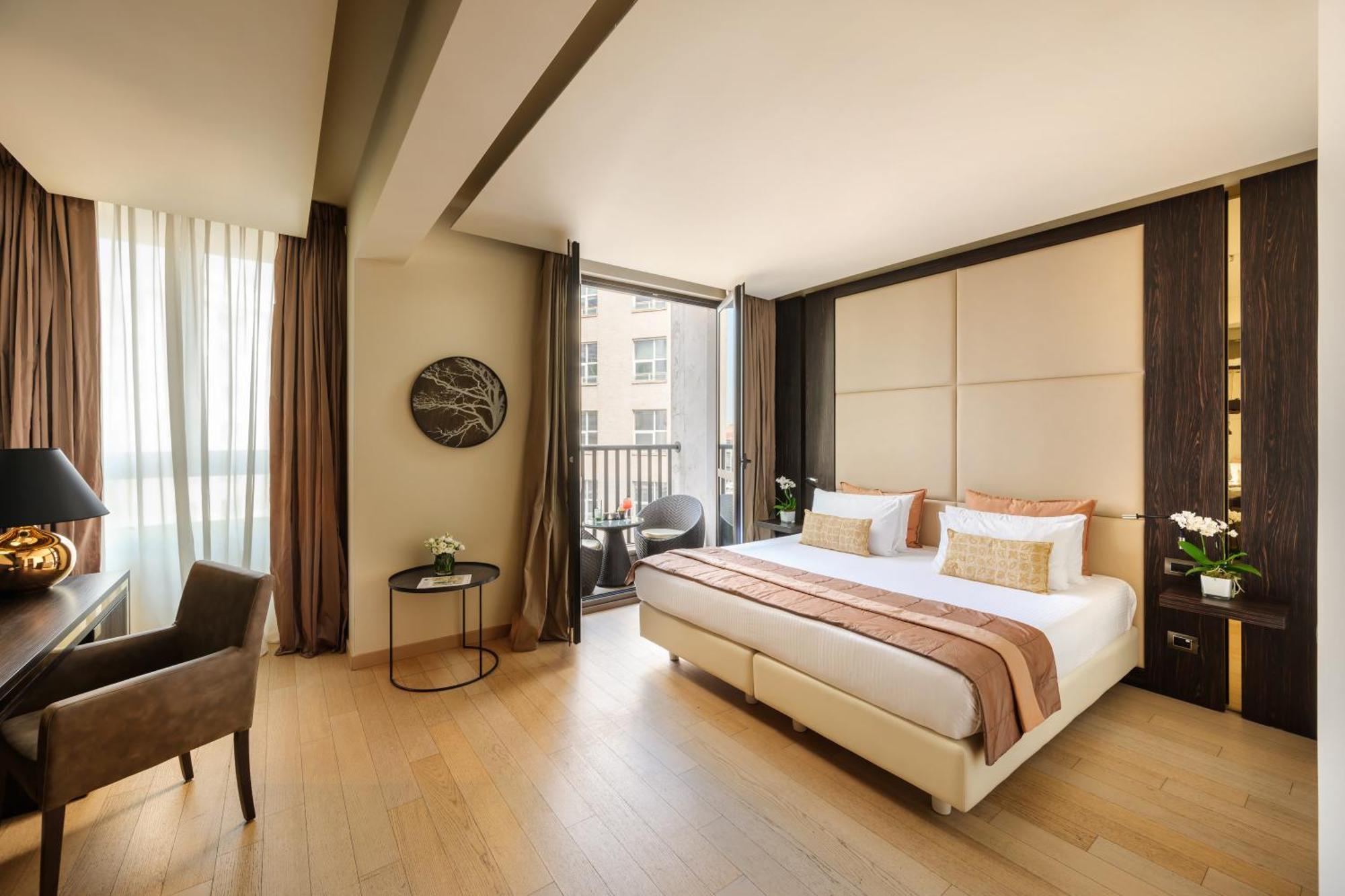 The Square Duomo Hotel