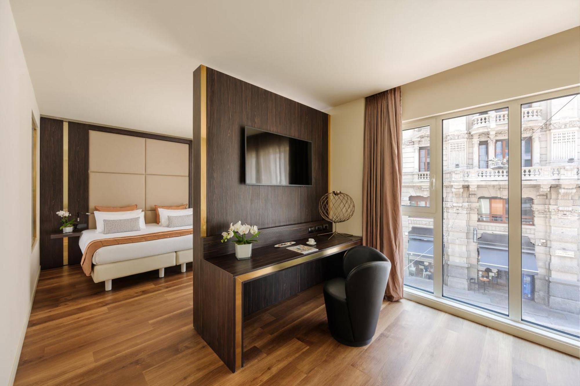 The Square Duomo Hotel 4*
