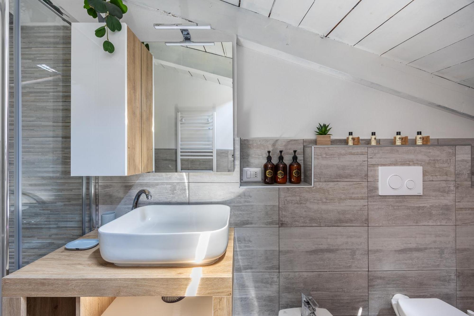 Free Parking Tiny House Wifi Netflix 15 Minuti Dal Duomo * Milano