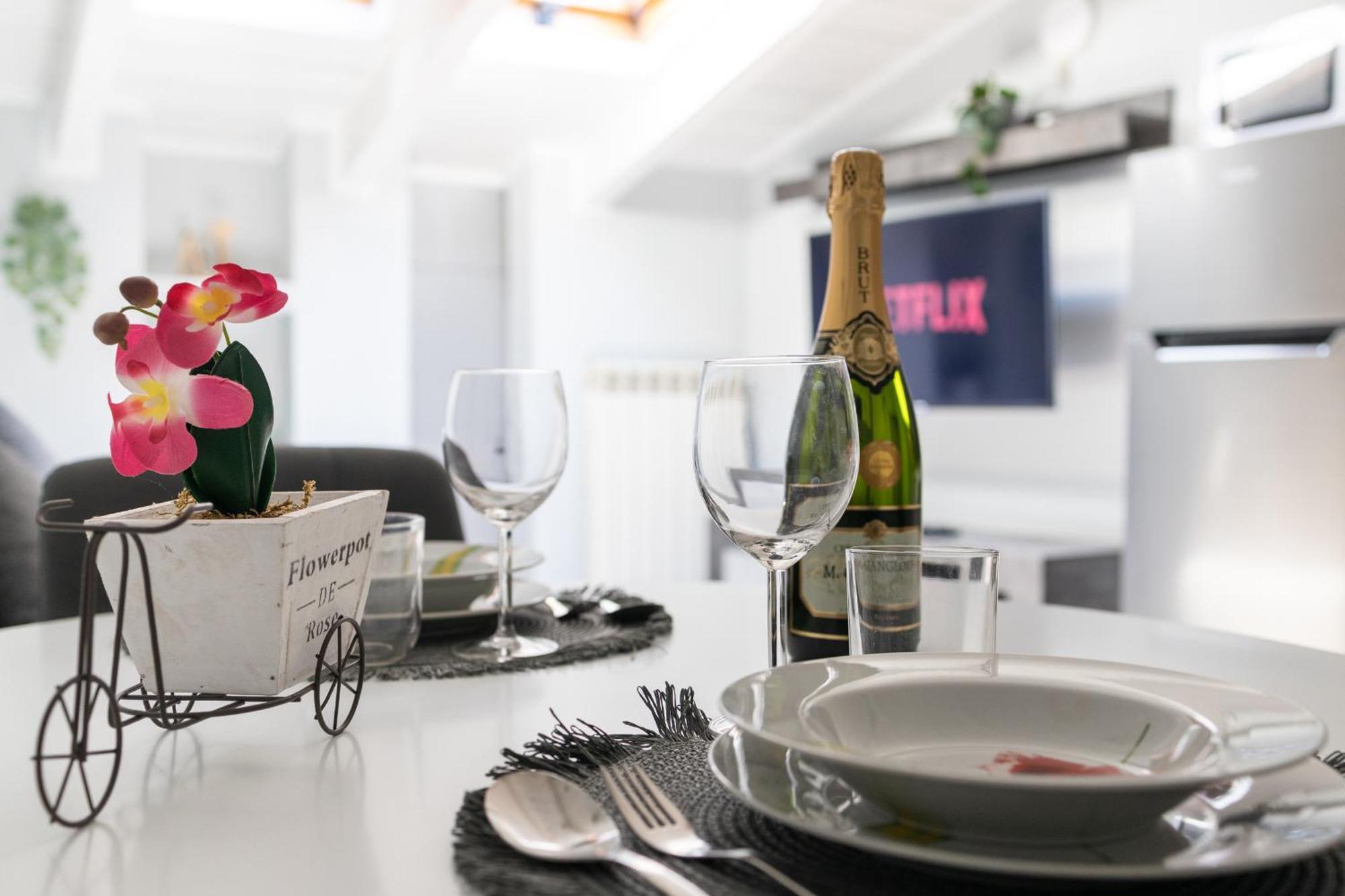 Appartamento Free Parking Tiny House Wifi Netflix 15 Minuti Dal Duomo Milano