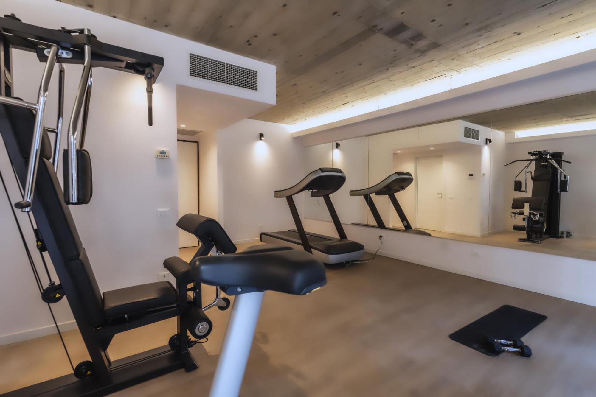 Free Parking - Duomo Centro Modern - Private Gym - Metro * Milano