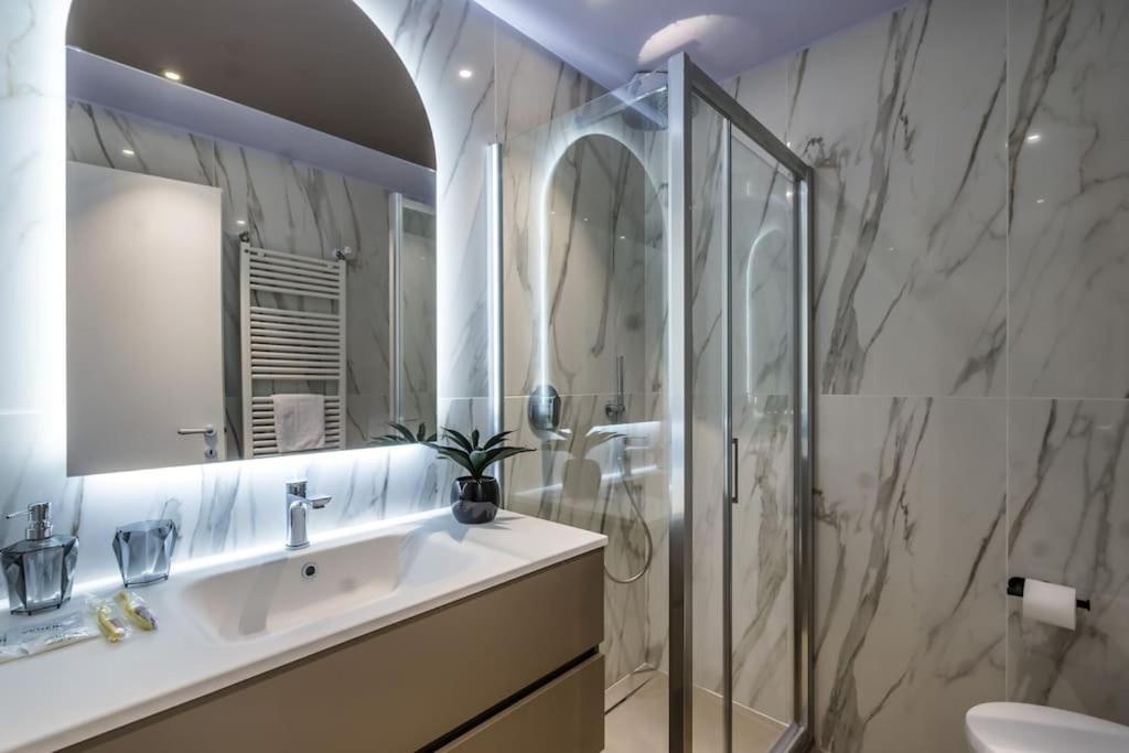 Lejlighed Duomo Center Two-room Design- Private Gym - Metro Milano
