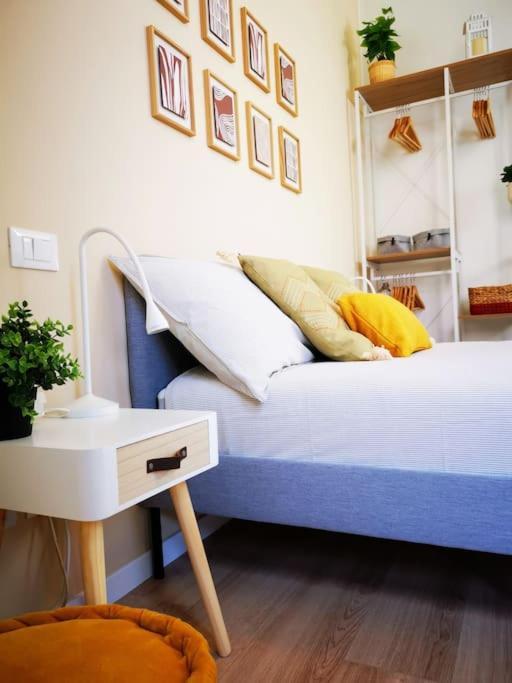 Sunny Flat 50 Meters From The Metro * Milaan
