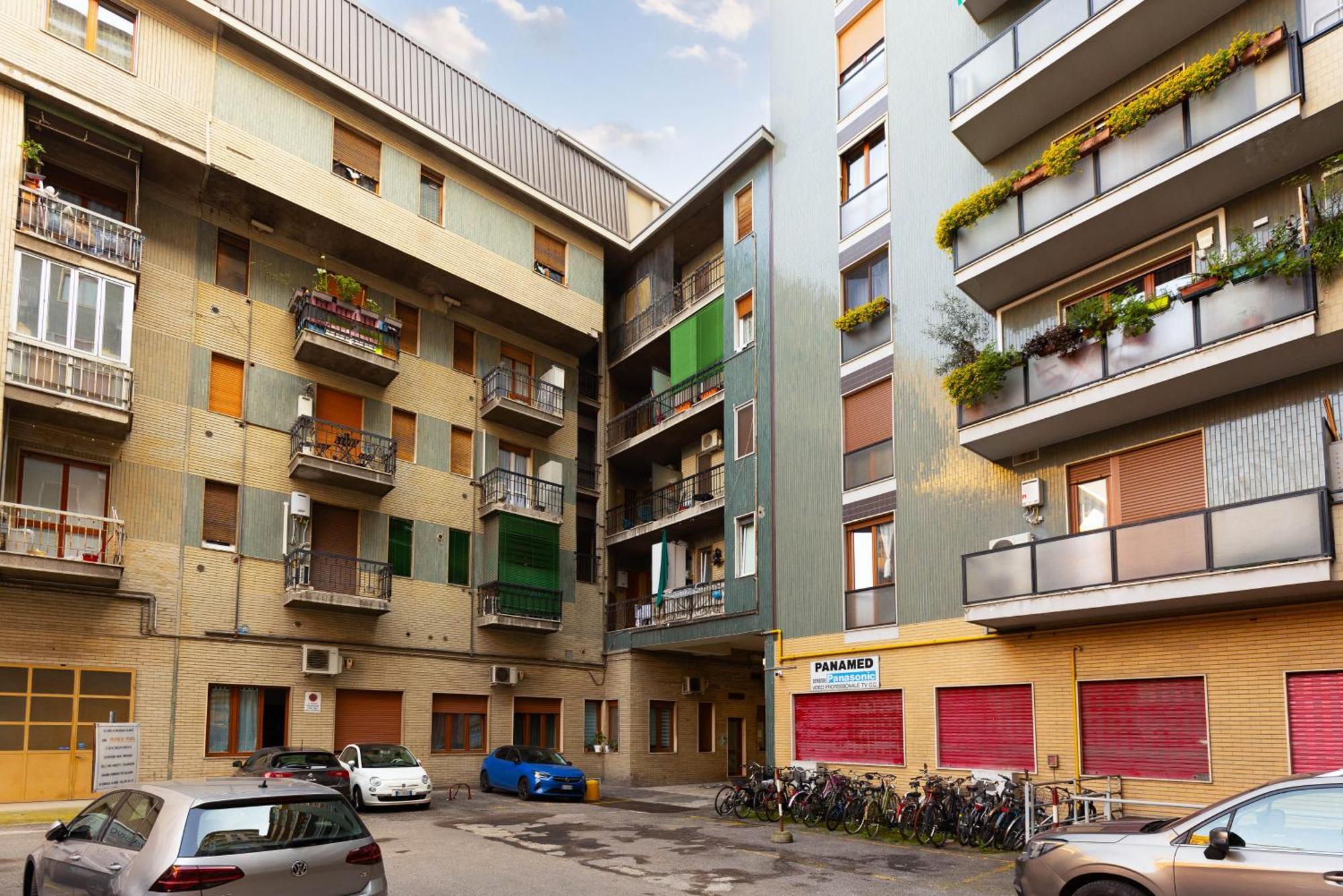 Con Metro Diretta 10 Minuti Duomo Apartment Mailand