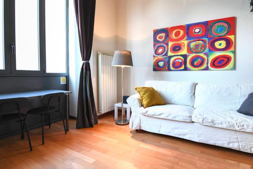 Corso Vercelli Splendido Loft * Milano