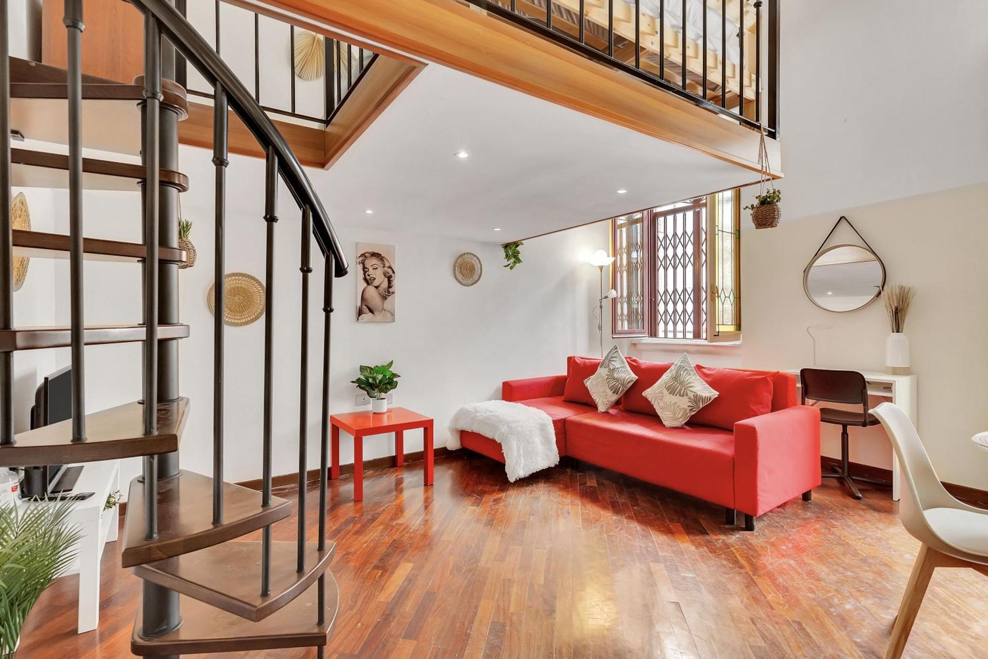 Centro Storicolittle Loft With Balcony Duomo A 10 Miuti Apartment *