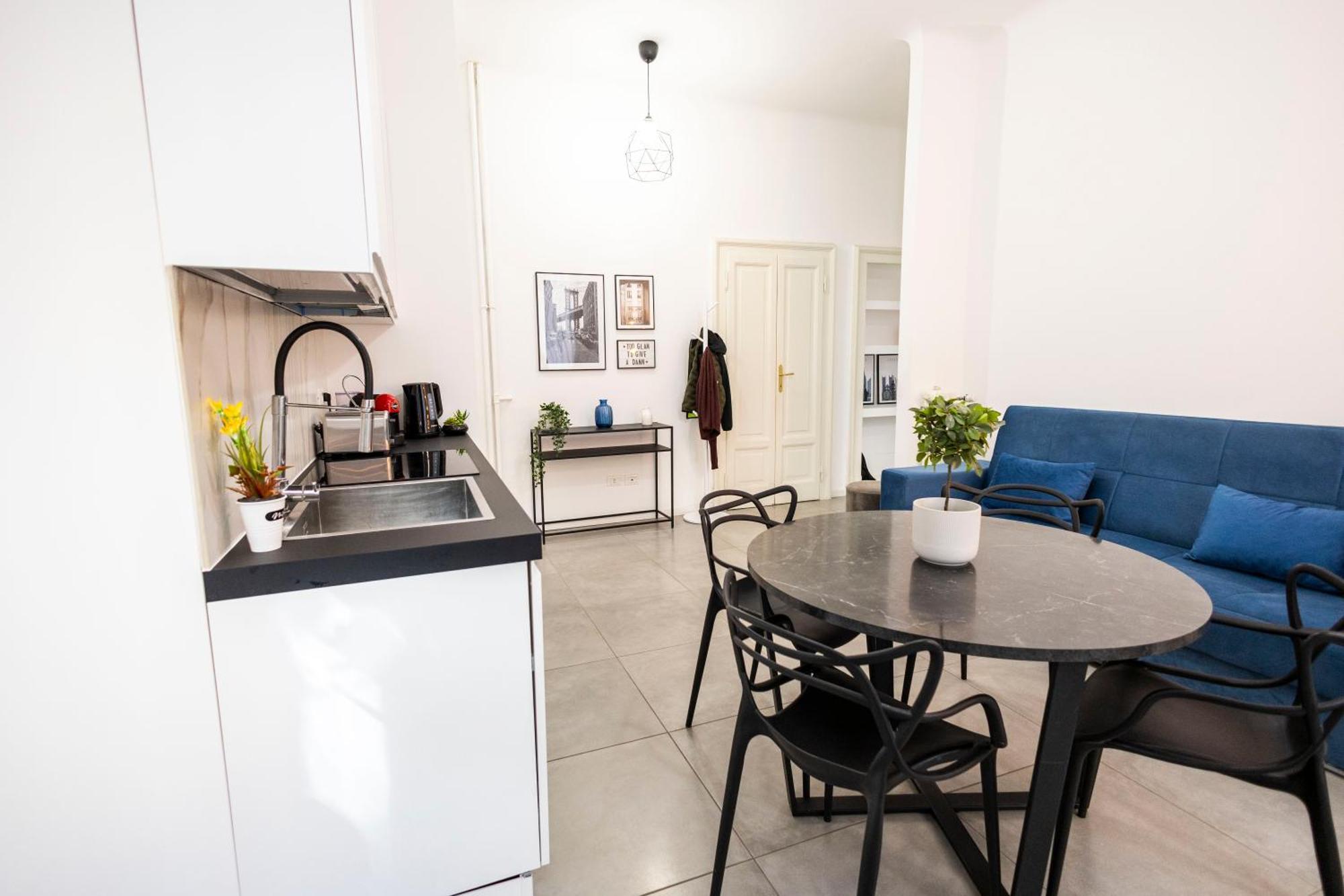Macchi Charming By 101flats Apartment *