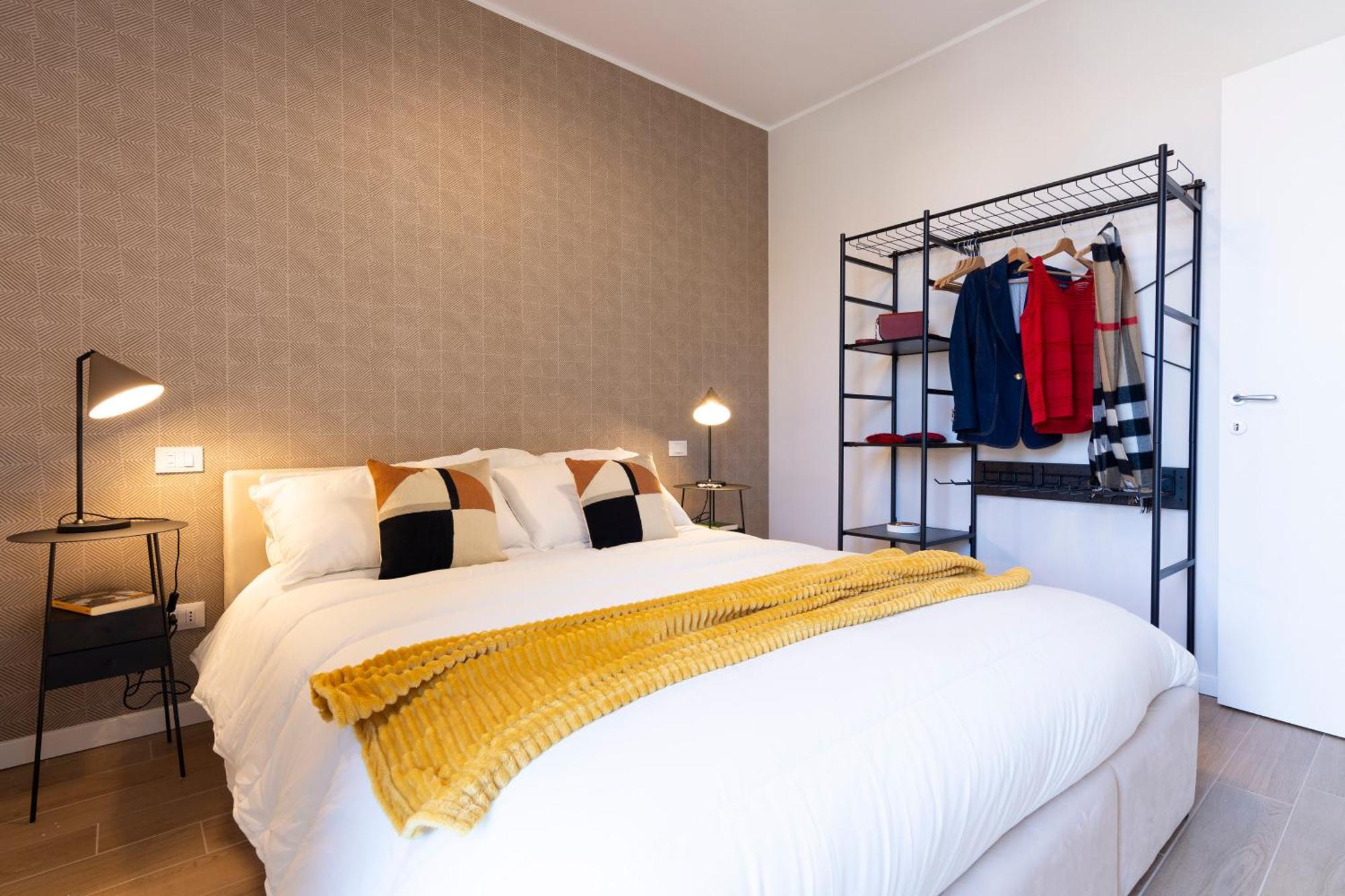 Caseospitali - Glam Flat, Nuovo Trilocale Di Design Zona Prada Appartamento