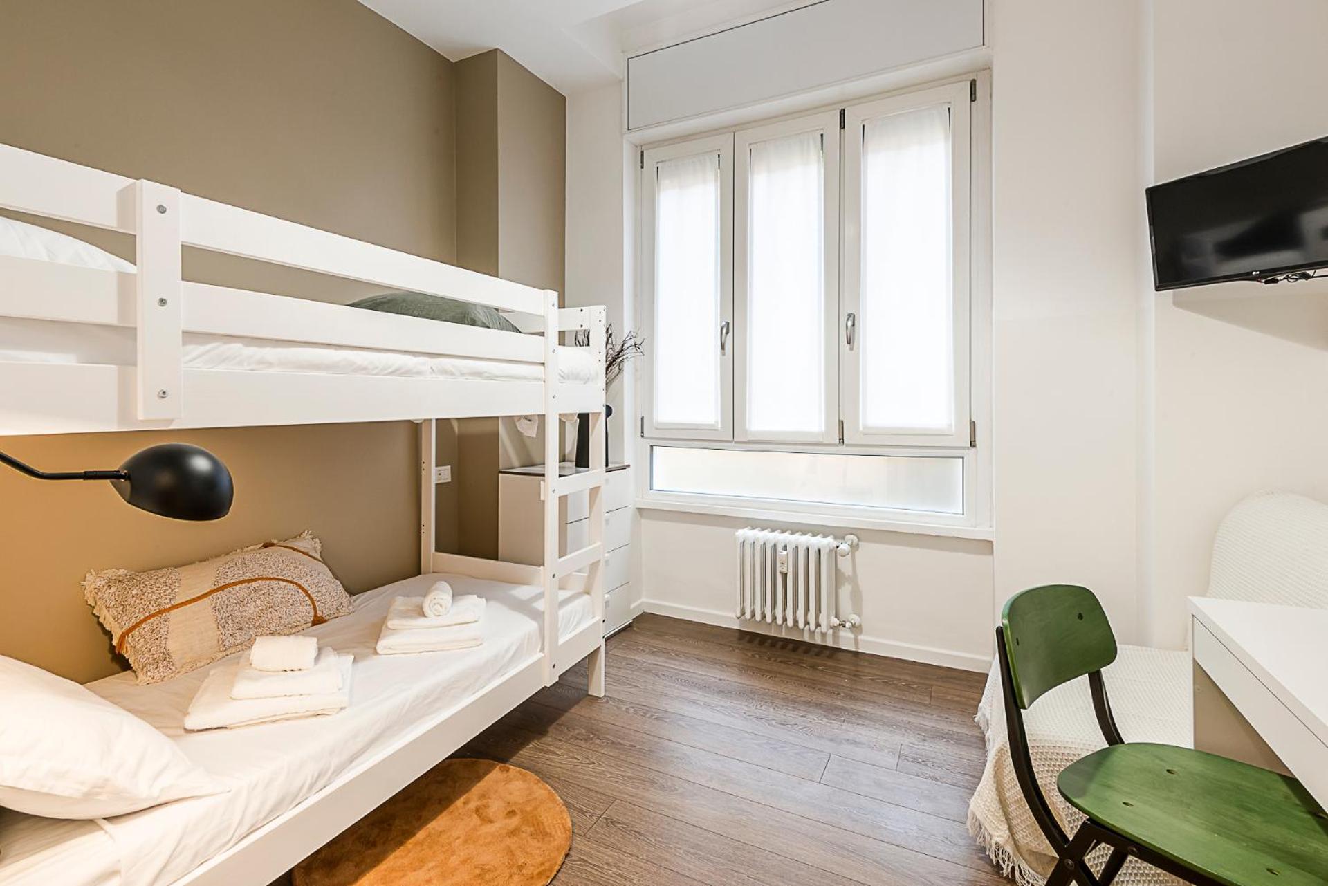 Stayeasy Petrella21 - 4 Bedrooms, 3 Baths - Station *