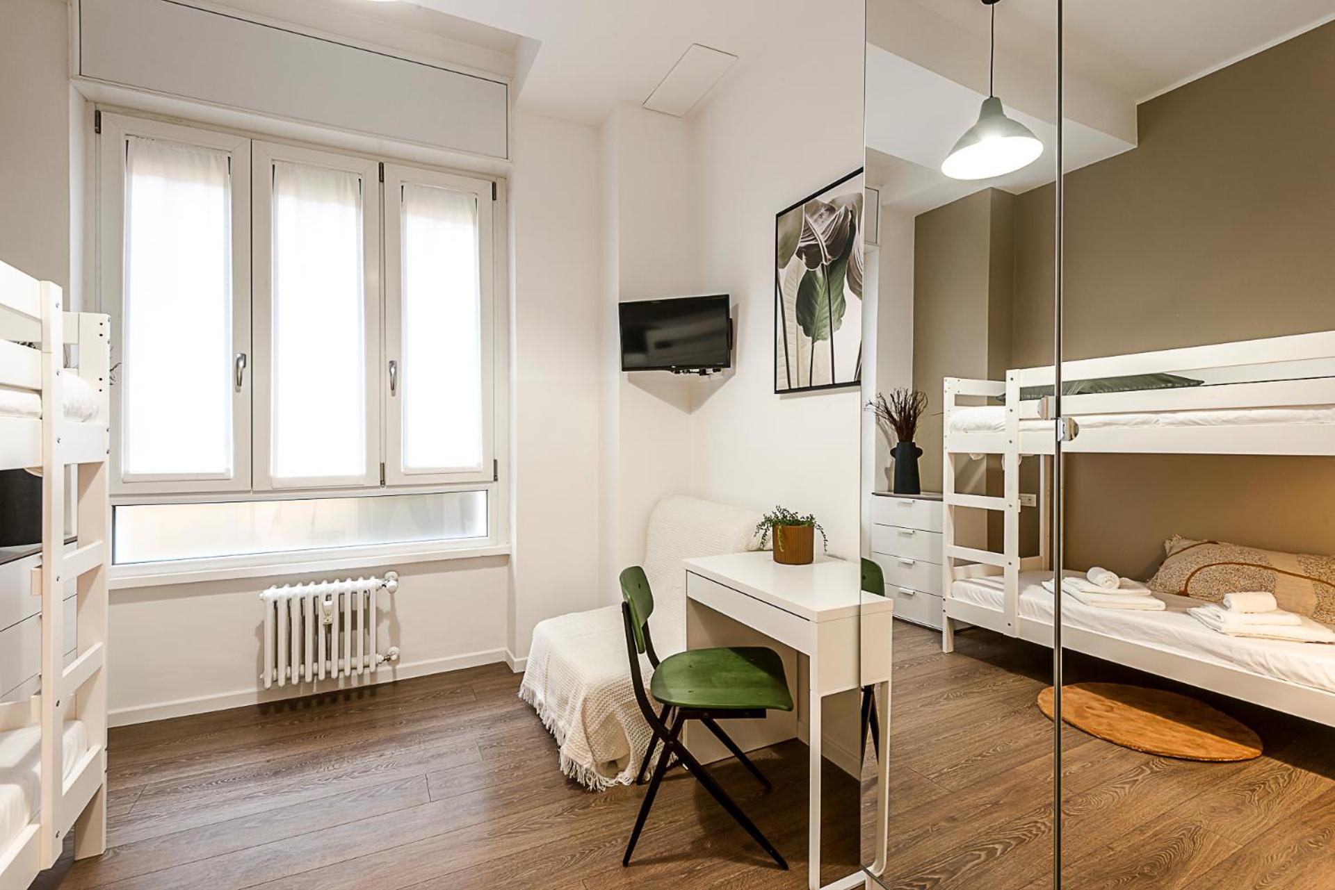 Stayeasy Petrella21 - 4 Bedrooms, 3 Baths - Station Lejlighed Milano